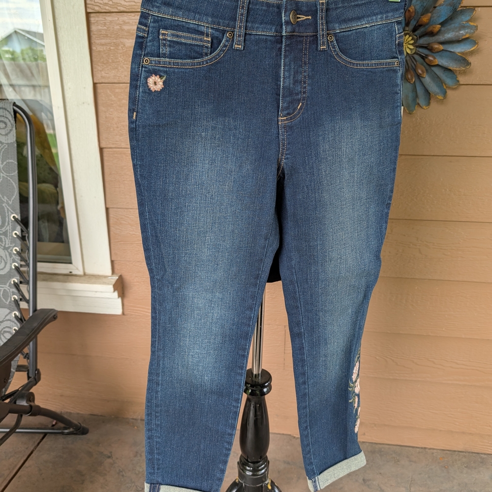 NYDJ Blue Jeans with Floral Embroidery